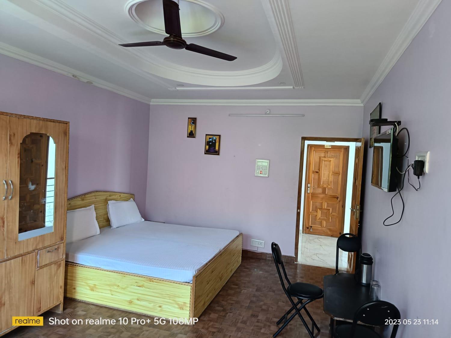 Hotel Alpine View Sarahan ภายนอก รูปภาพ